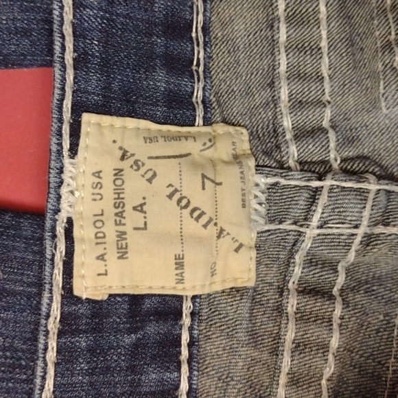 L.A. Idol Jean capris size 7 - Picture 4 of 7